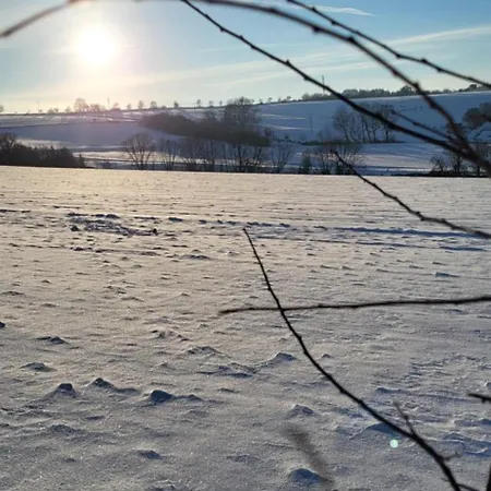 Nertha, Apartman Uslar